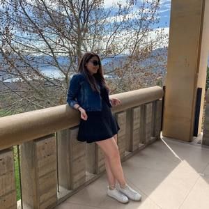 Meet your Posher, Mandana